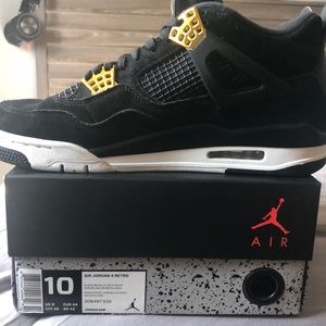 Retro Jordan 4 Royalty